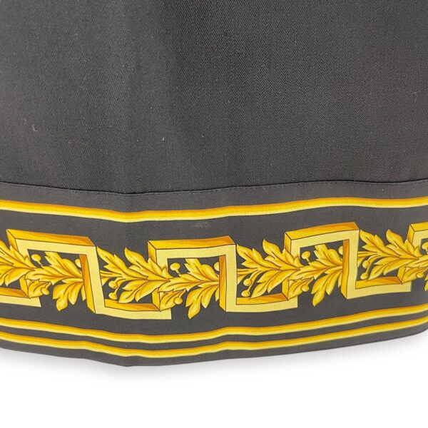 Versace Logo Skirt 38 Black Ready-To-Wear in Wool - Image 4