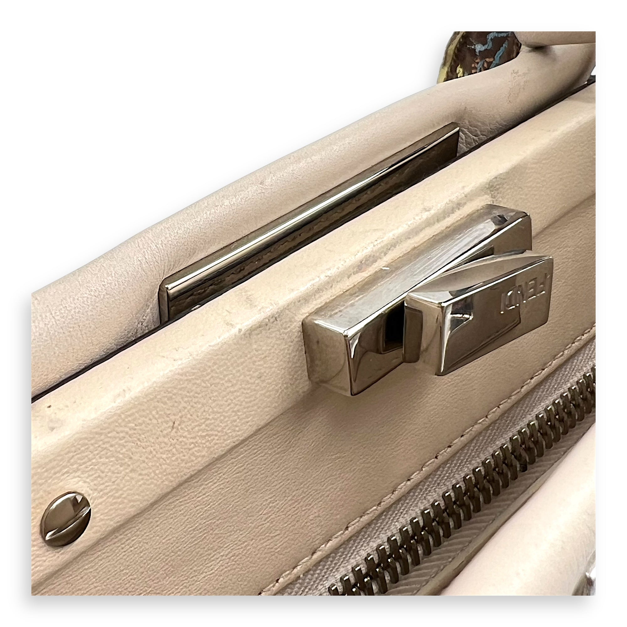 Peekaboo Medium Beige Top Handle Bag in Nappa Leather, Silver hardware - Image 11