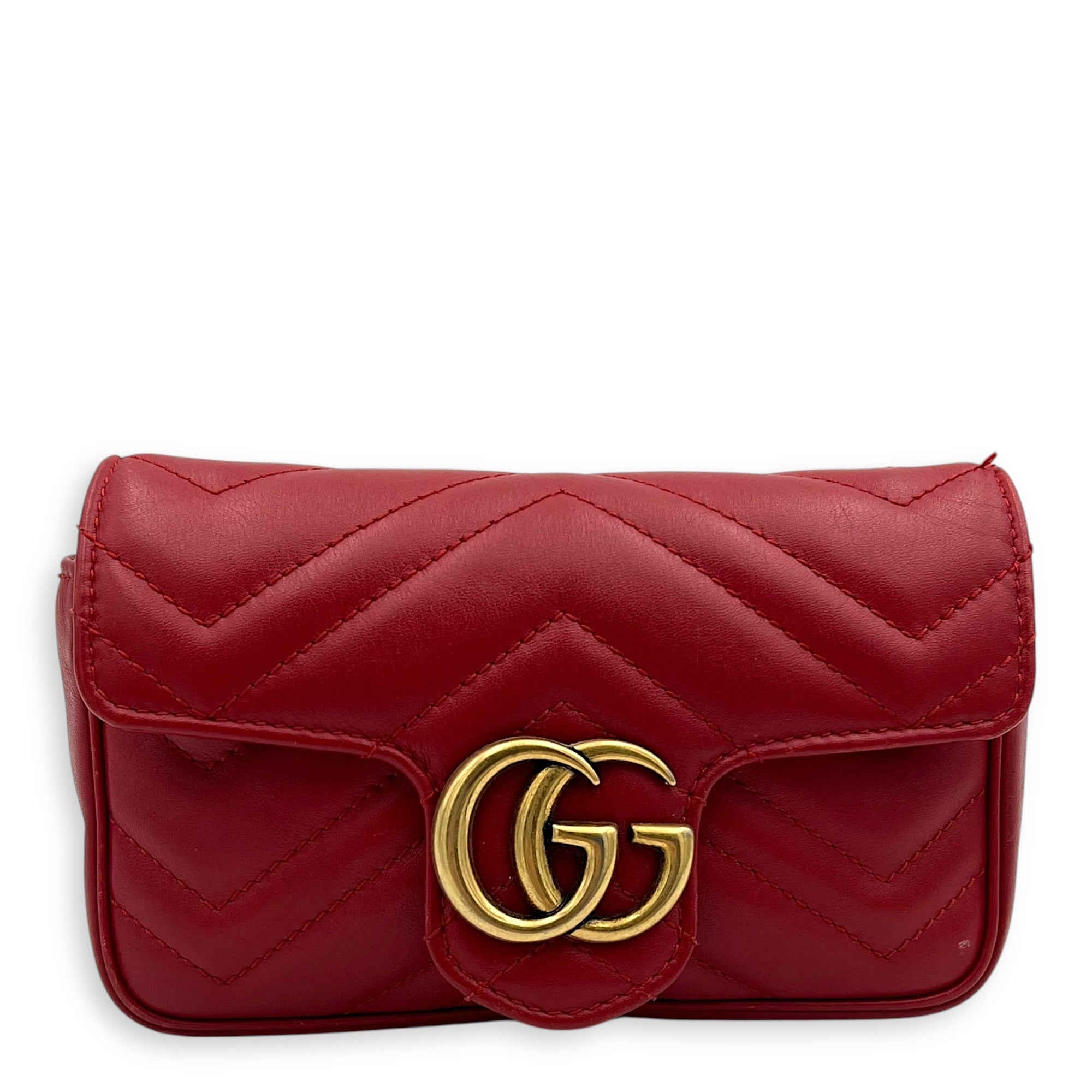 GG Marmont Super Mini Red Shoulder Bag in Calfskin, Gold hardware
