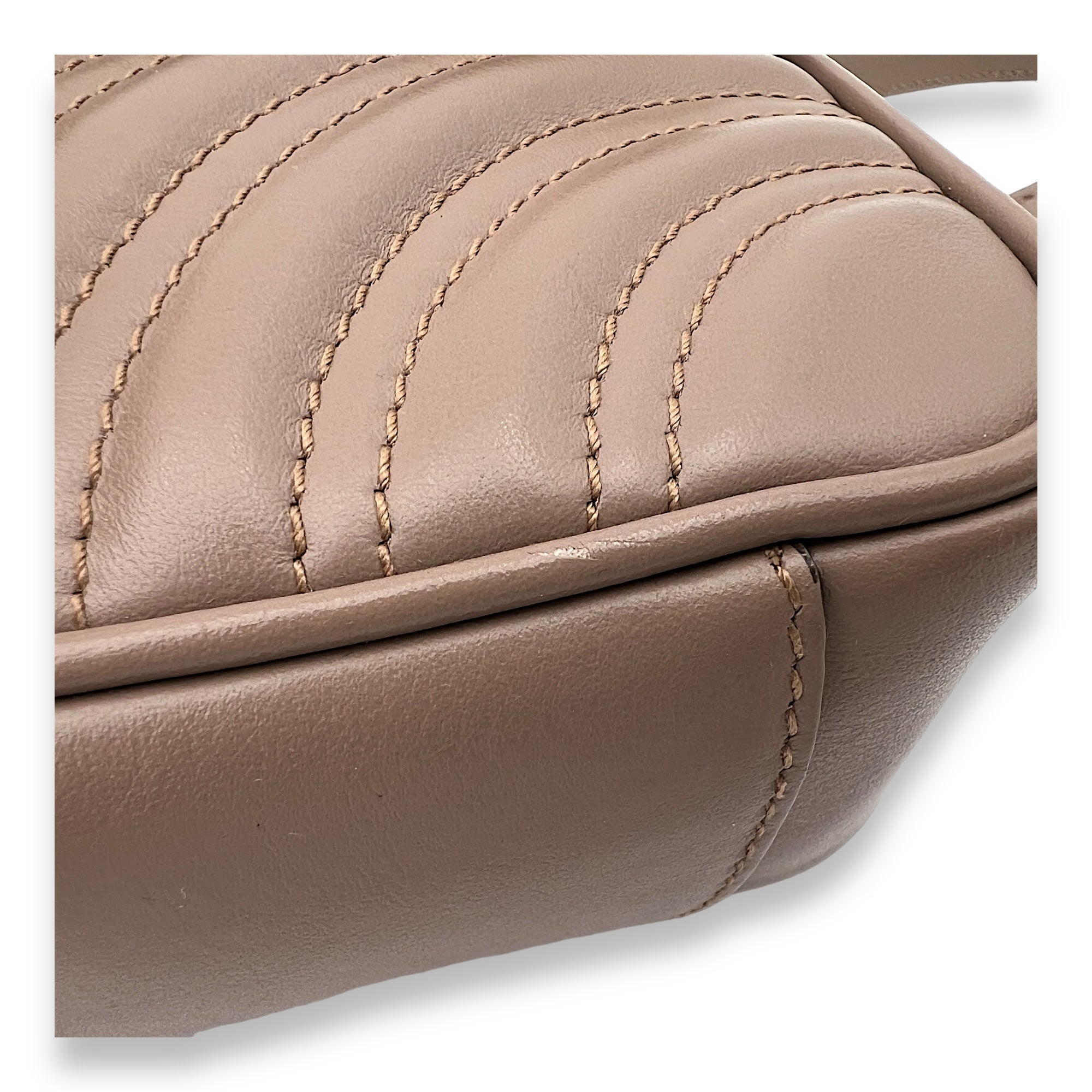 GG Marmont Mini Beige Crossbody Bag in Calfskin, Gold hardware - Image 10