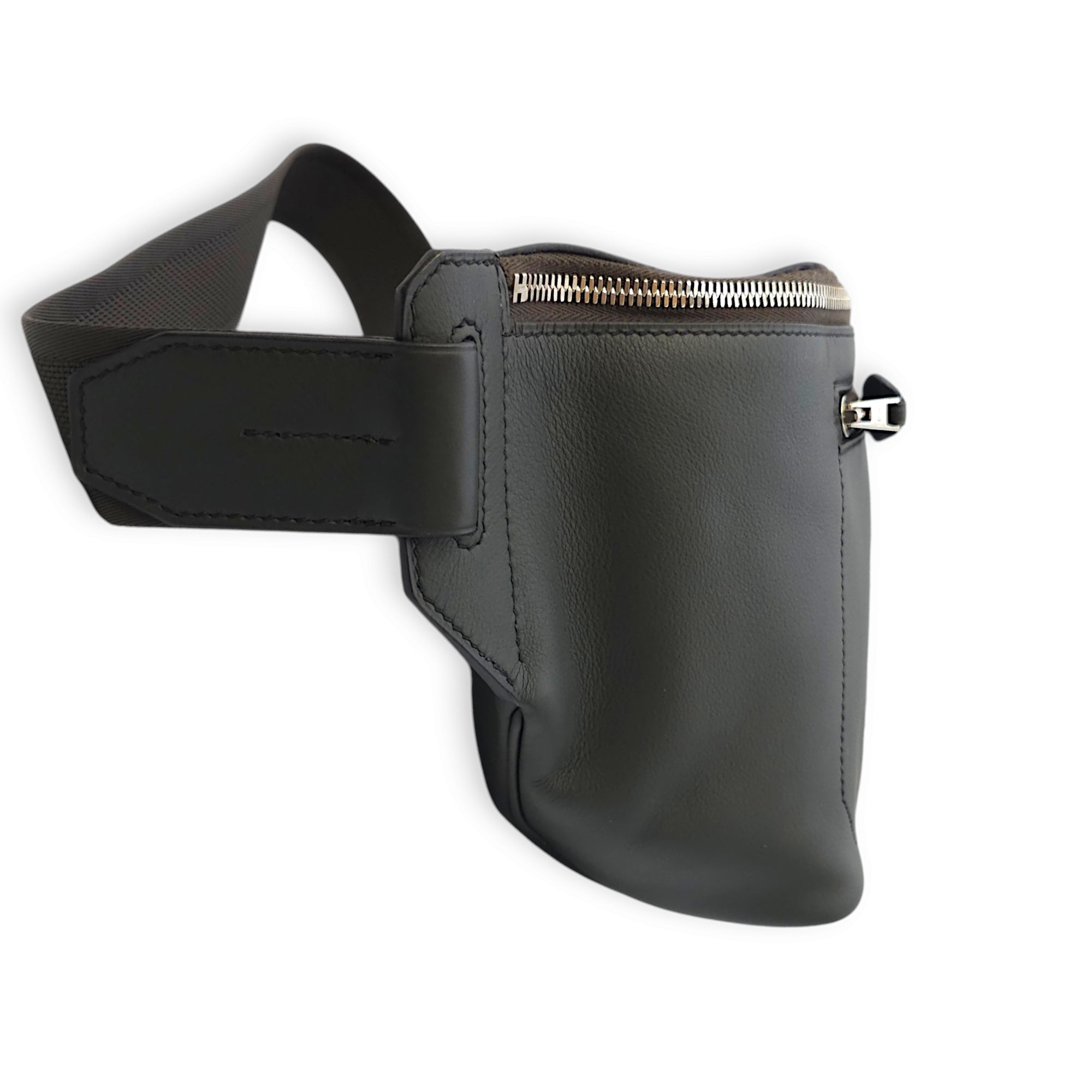 Chyslide Belt Bag GM Vert in Cristobal, Silver hardware - Image 5