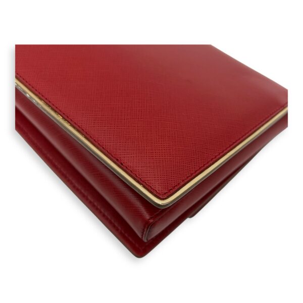 Vara Bow Red Shoulder Bag in Calfskin, Gold hardware - Image 15