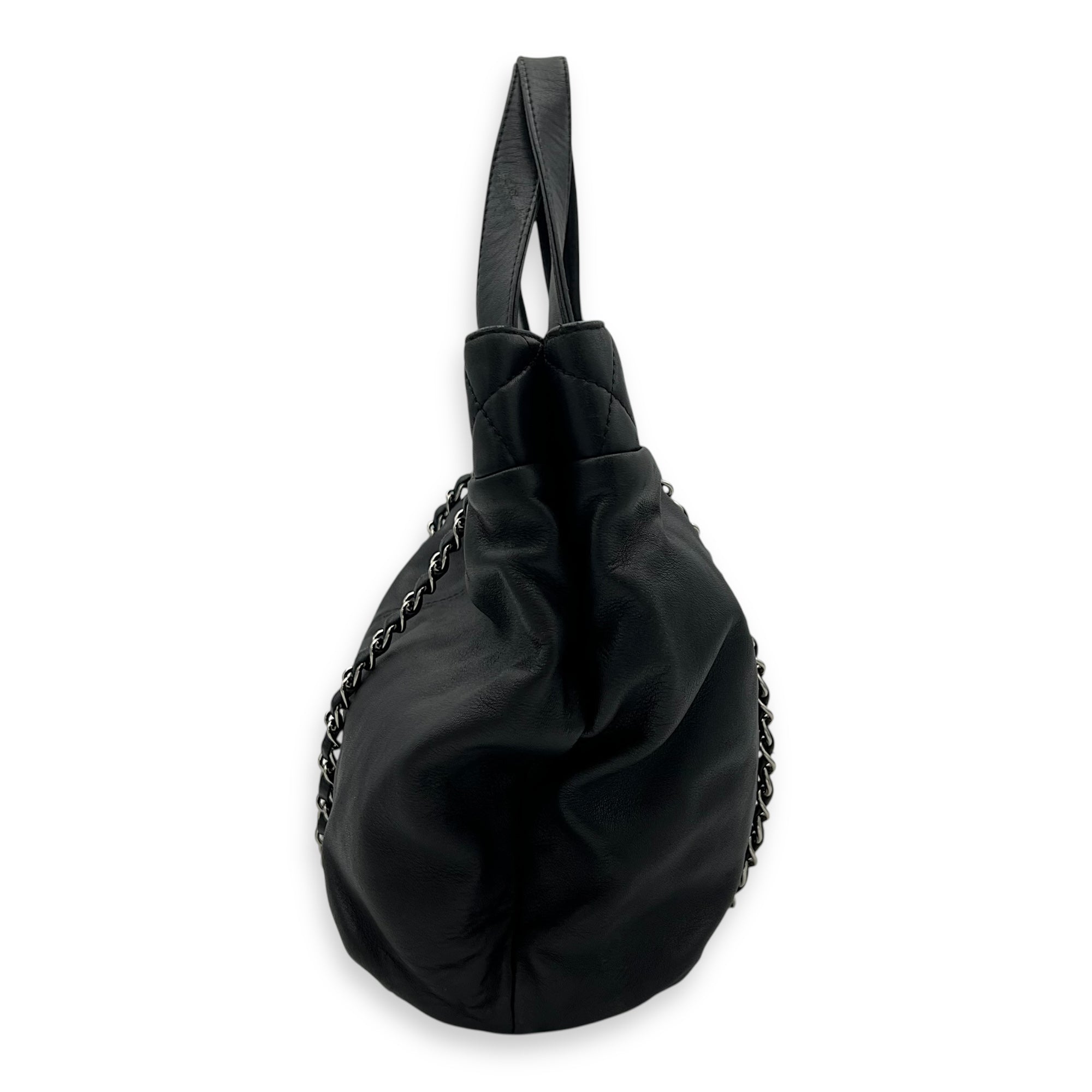 Trianon Shopping Black Tote Bag in Lambskin, Silver hardware - Image 5