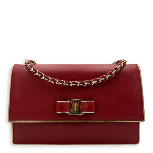 Vara Bow Red Shoulder Bag in Calfskin, Gold hardware