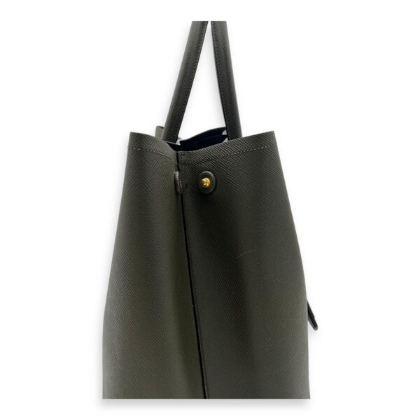 Double Top Handle Bag Green in Saffiano Leather, Gold hardware - Image 8