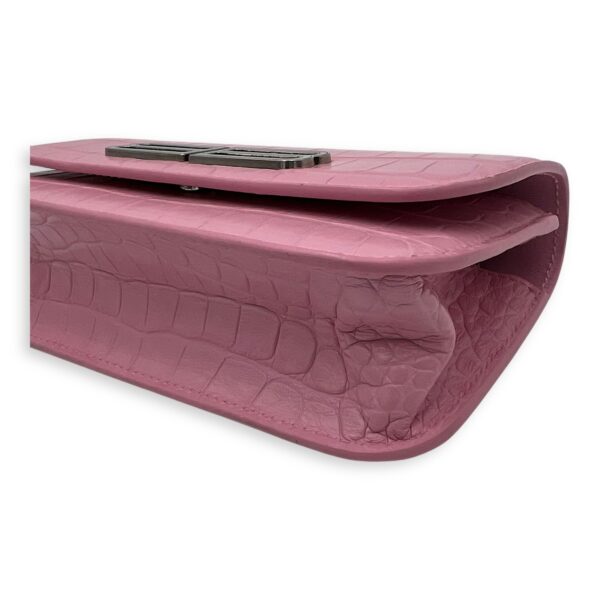 Gossip Wallet On Chain Pink in Crocodile Embossed Calfskin, Silver hardware - Image 10