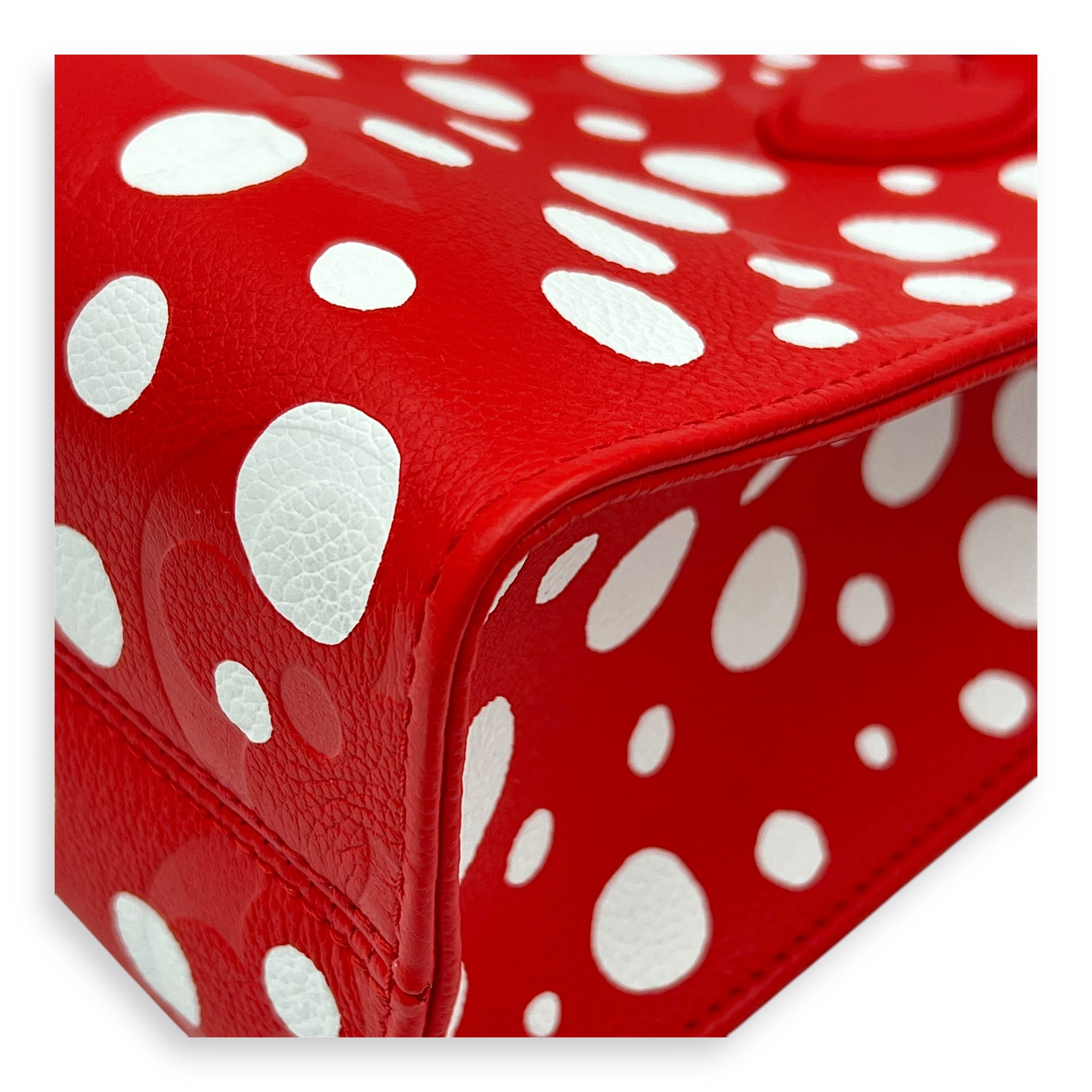 OnTheGo PM x Yayoi Kusama Top Handle Bag in Empreinte Leather, Silver hardware - Image 6